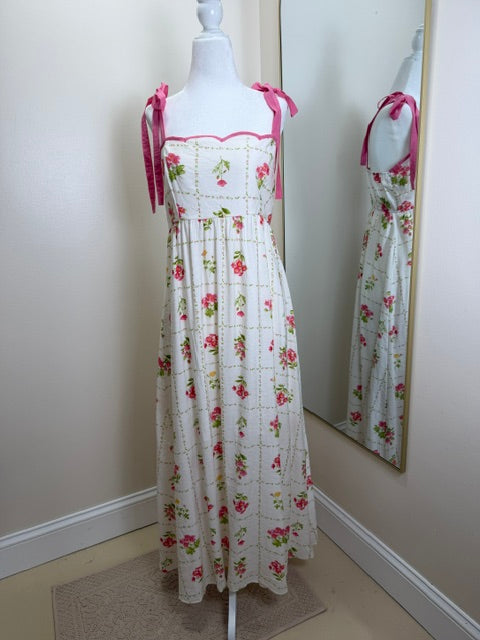 White floral maxi dress