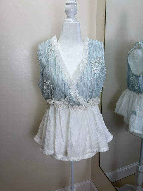 V-Neck ruffle fringe woven top