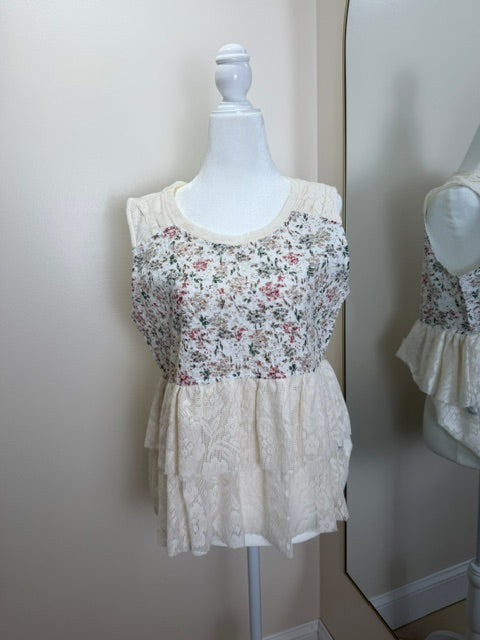 Floral lace tank