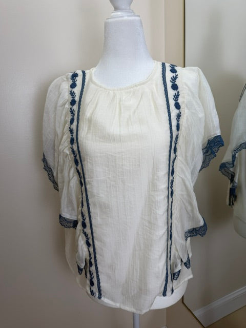 Embroidered lace-trim flutter sleeve top